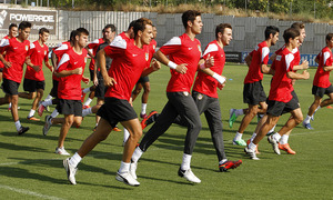 Temporada 13/14. Los jugadores del Atlético C realizando carrera continua